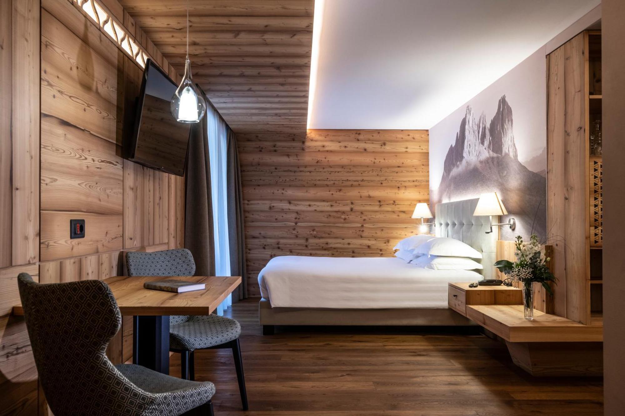 Ciampedie Luxury Alpine Spa Hotel Vigo di Fassa Εξωτερικό φωτογραφία