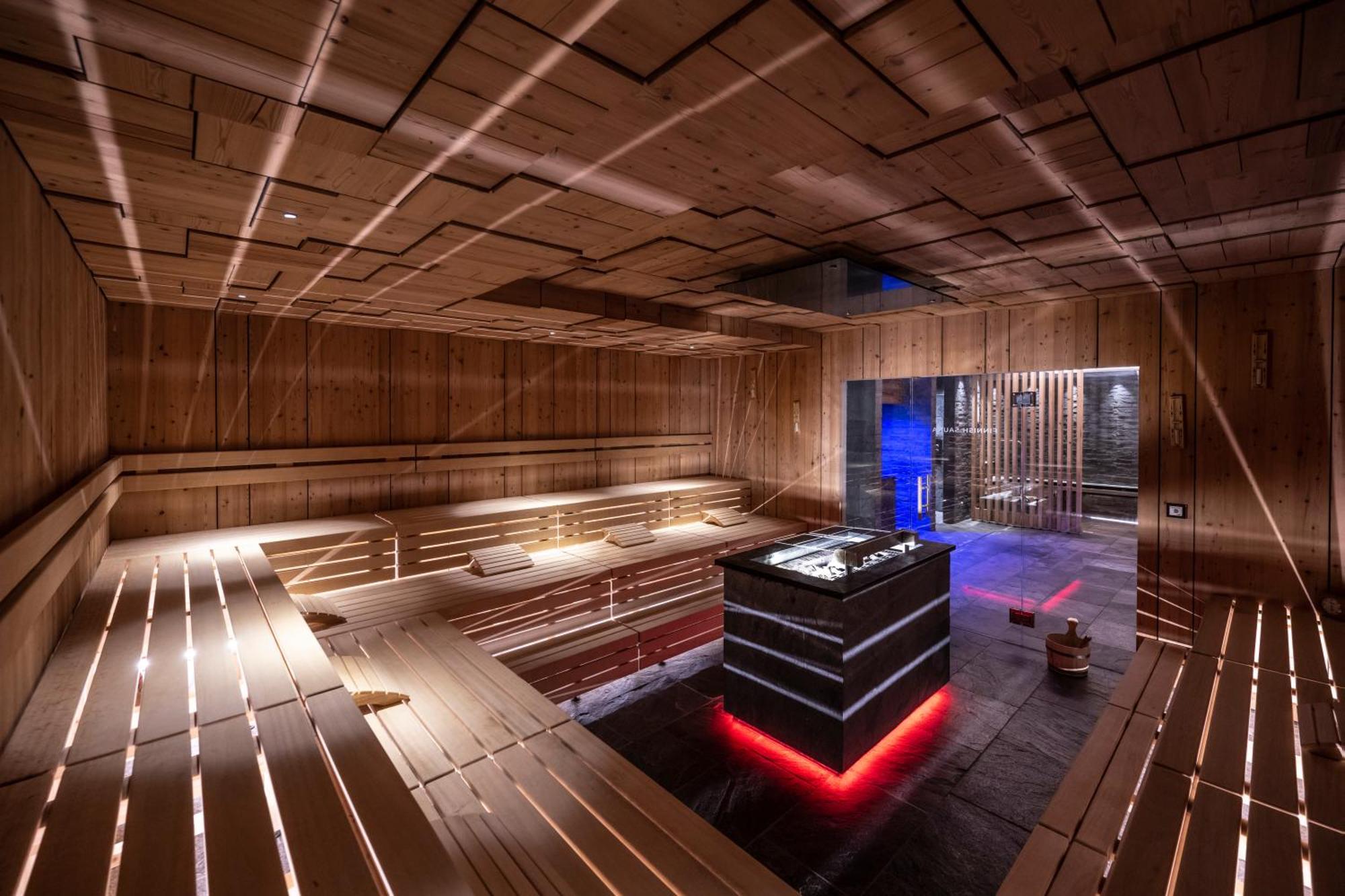 Ciampedie Luxury Alpine Spa Hotel Vigo di Fassa Εξωτερικό φωτογραφία