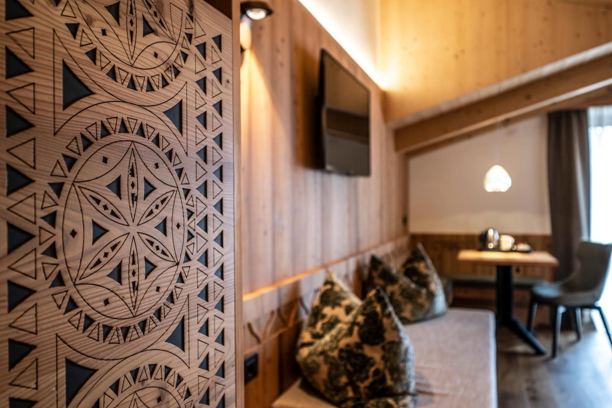 Ciampedie Luxury Alpine Spa Hotel Vigo di Fassa Εξωτερικό φωτογραφία