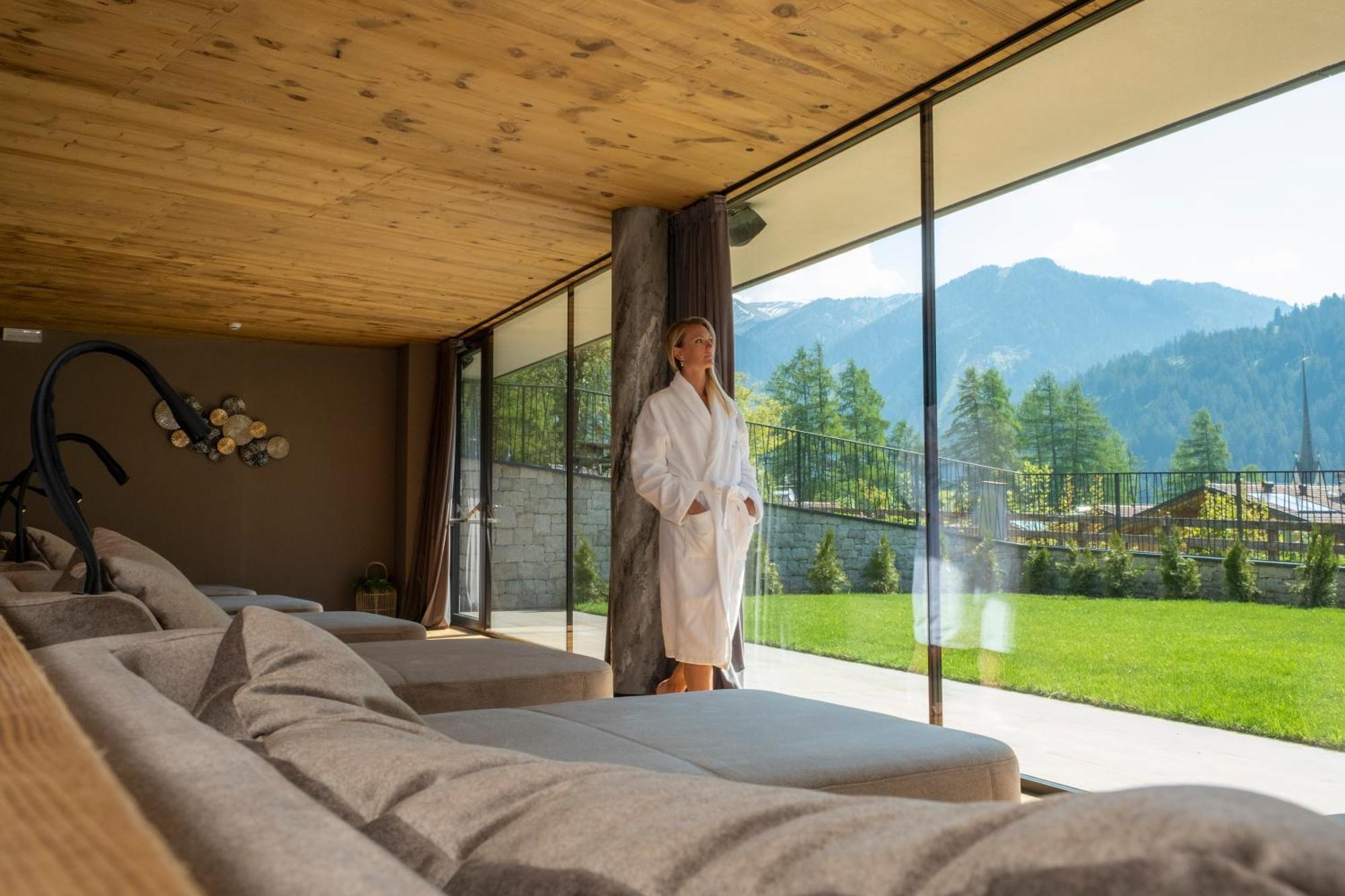 Ciampedie Luxury Alpine Spa Hotel Vigo di Fassa Εξωτερικό φωτογραφία