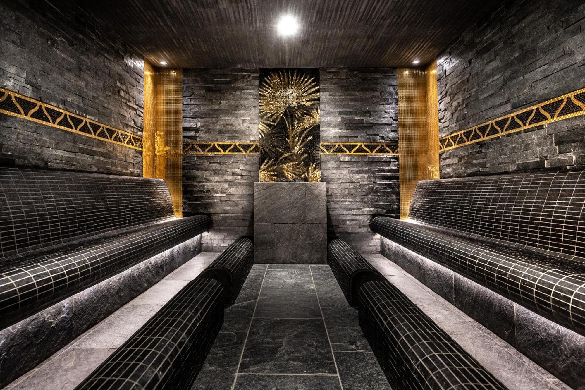 Ciampedie Luxury Alpine Spa Hotel Vigo di Fassa Εξωτερικό φωτογραφία