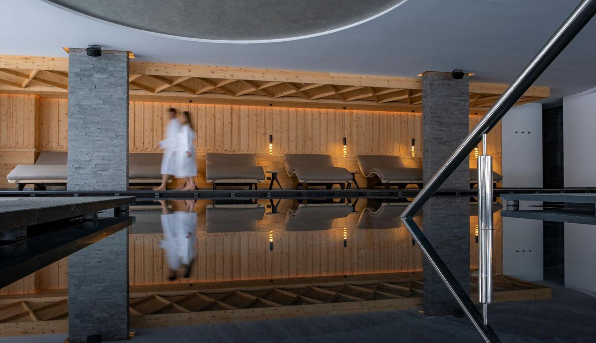 Ciampedie Luxury Alpine Spa Hotel Vigo di Fassa Εξωτερικό φωτογραφία